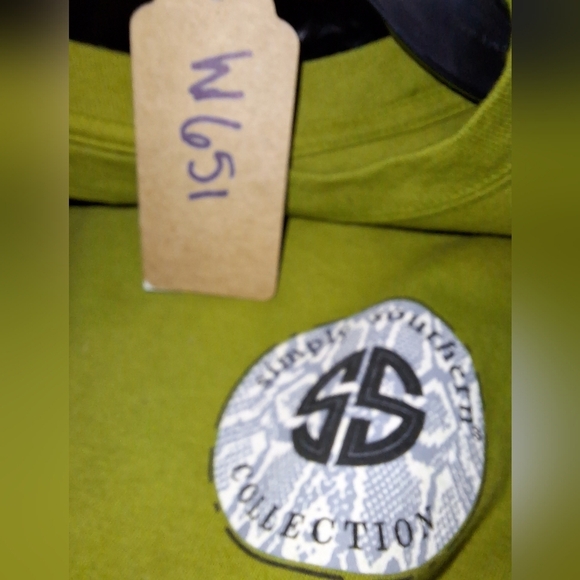 Simply Southern Olive Long Sleeve Shirt With "Messy Life Messy Bun Dont Care". - Picture 9 of 10